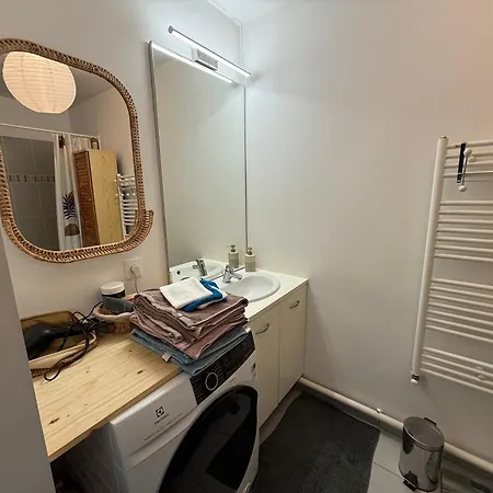 Cite Du Vin 2 Bedroom - Parking Space