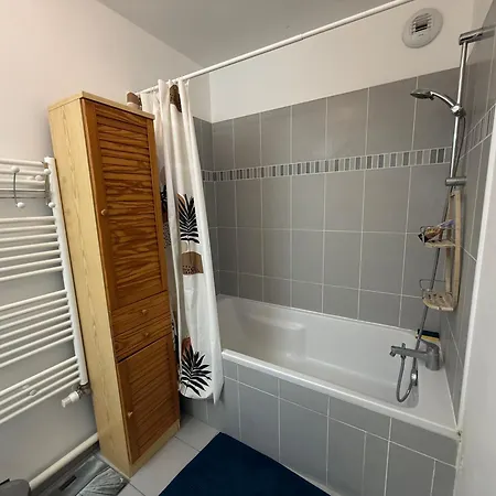 Cite Du Vin 2 Bedroom - Parking Space アパート ボルドー